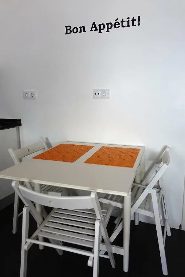 Tiles Square Apartments - Desterro Flats 0*, 리스본