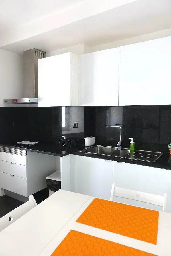 Tiles Square Apartments - Desterro Flats