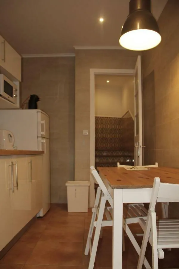 Tiles Square Apartments - Desterro Flats