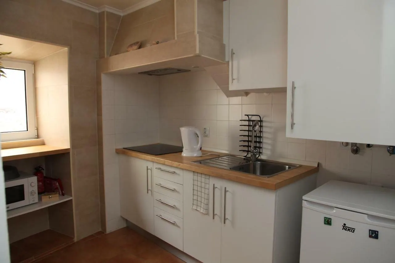 Tiles Square Apartments - Desterro Flats 0*, 리스본 포르투갈