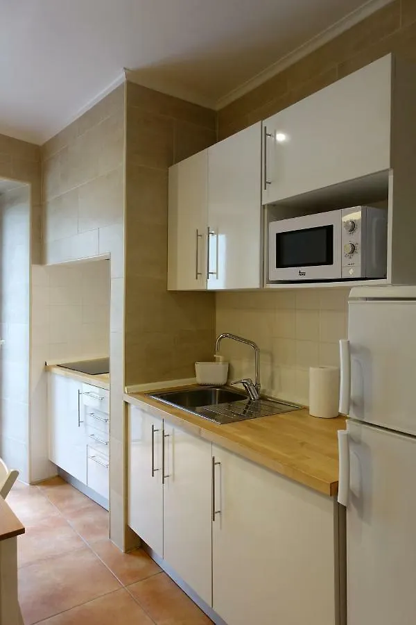 Tiles Square Apartments - Desterro Flats 0*, 리스본 포르투갈
