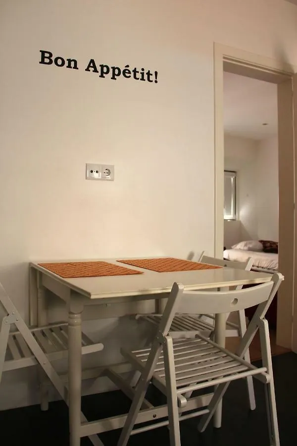 Tiles Square Apartments - Desterro Flats